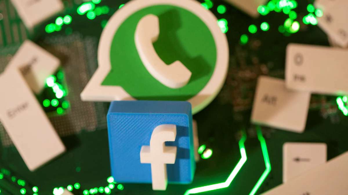 How India is Leveraging Facebook, WhatsApp, Twitter and the Wall Street Journal