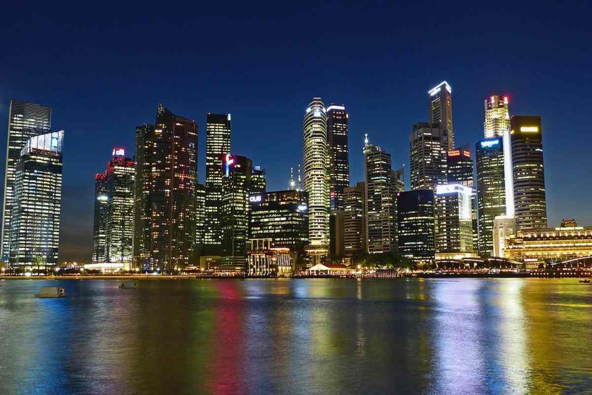 10 strategic tips for growing your business in singapore